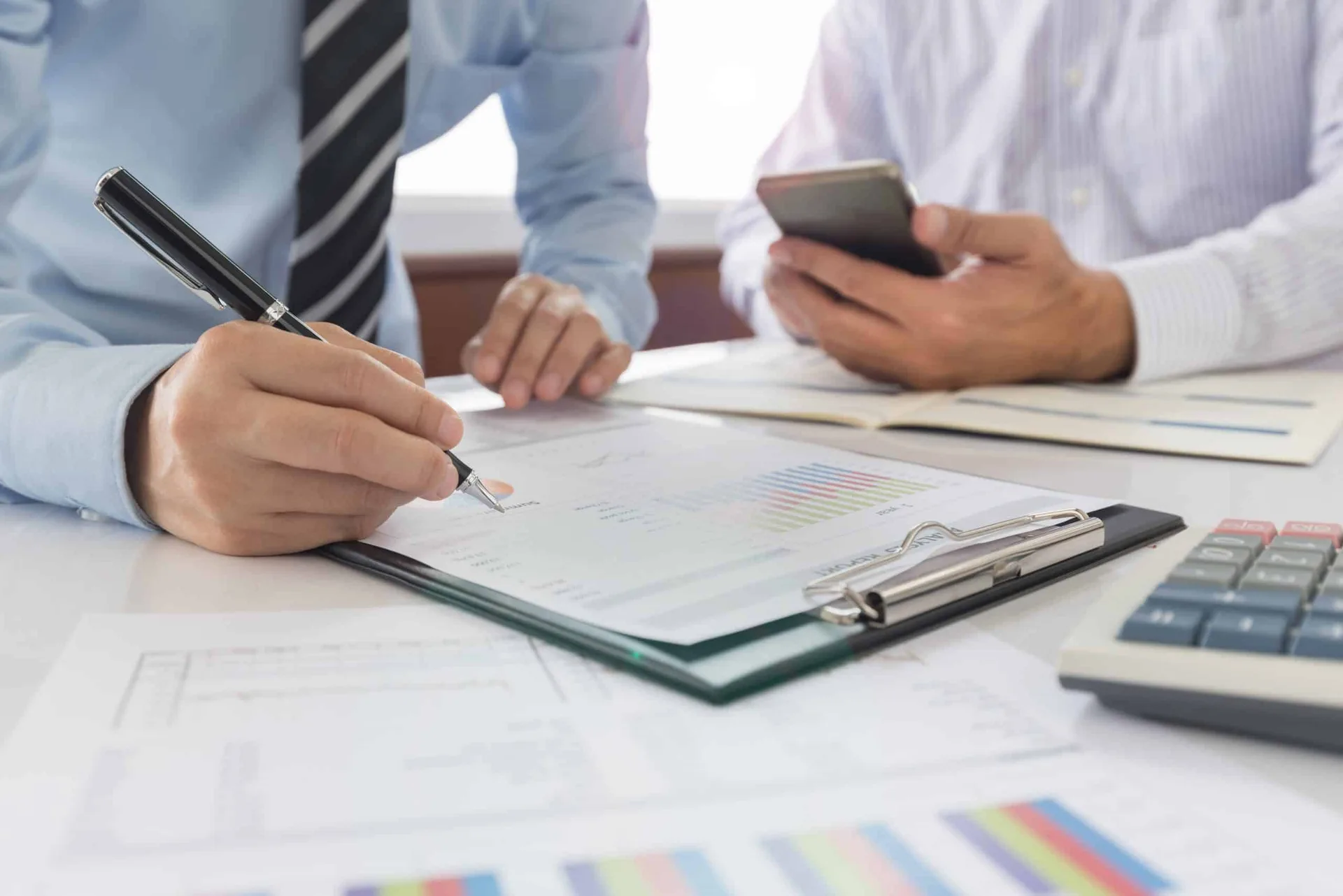 Administrator,Team,Analyze,Data,In,Report,And,Consult,For,Assessment