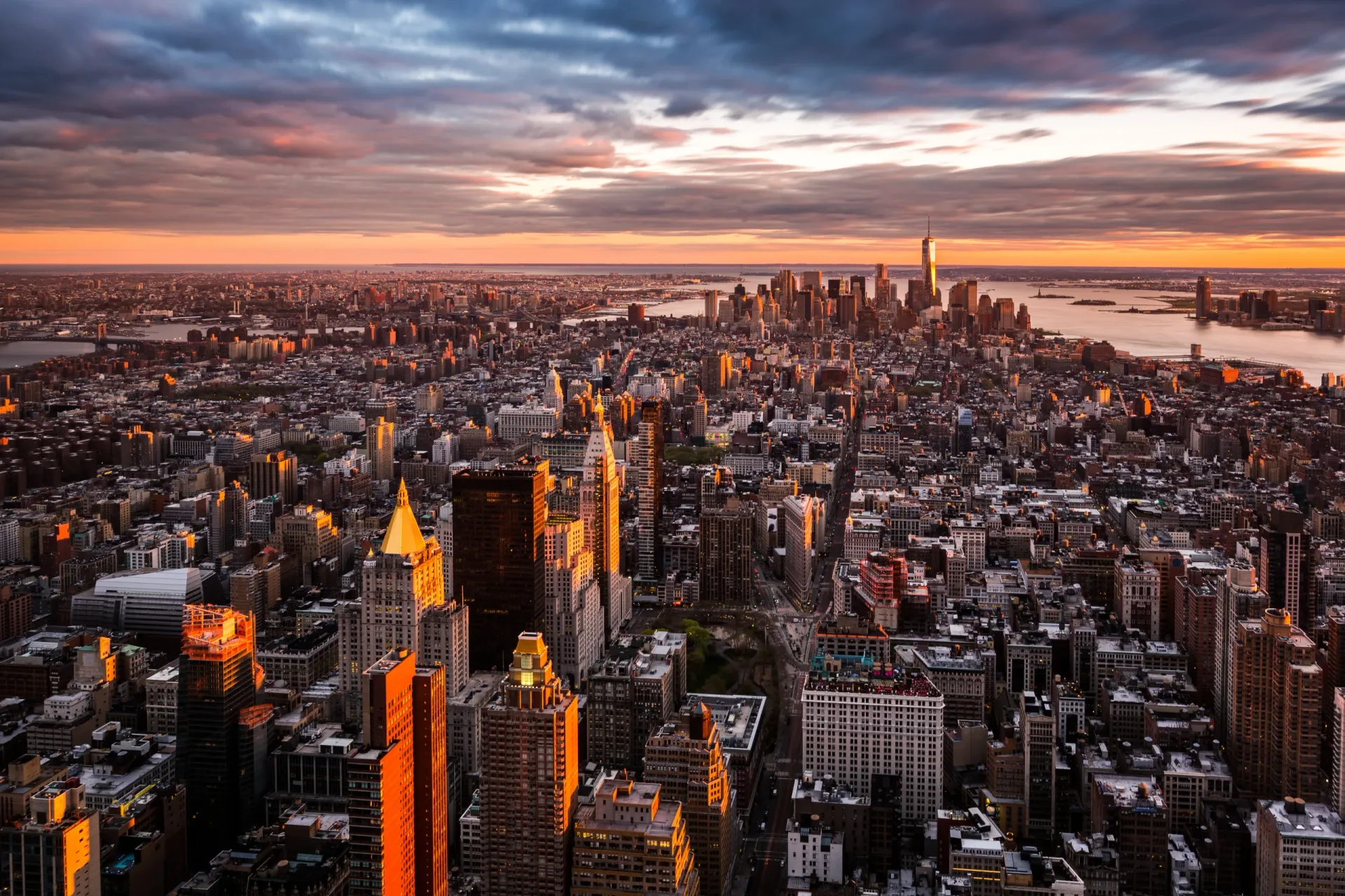 LightBox Major Transaction Tracker Report: Inside February's CRE Deal Dynamics