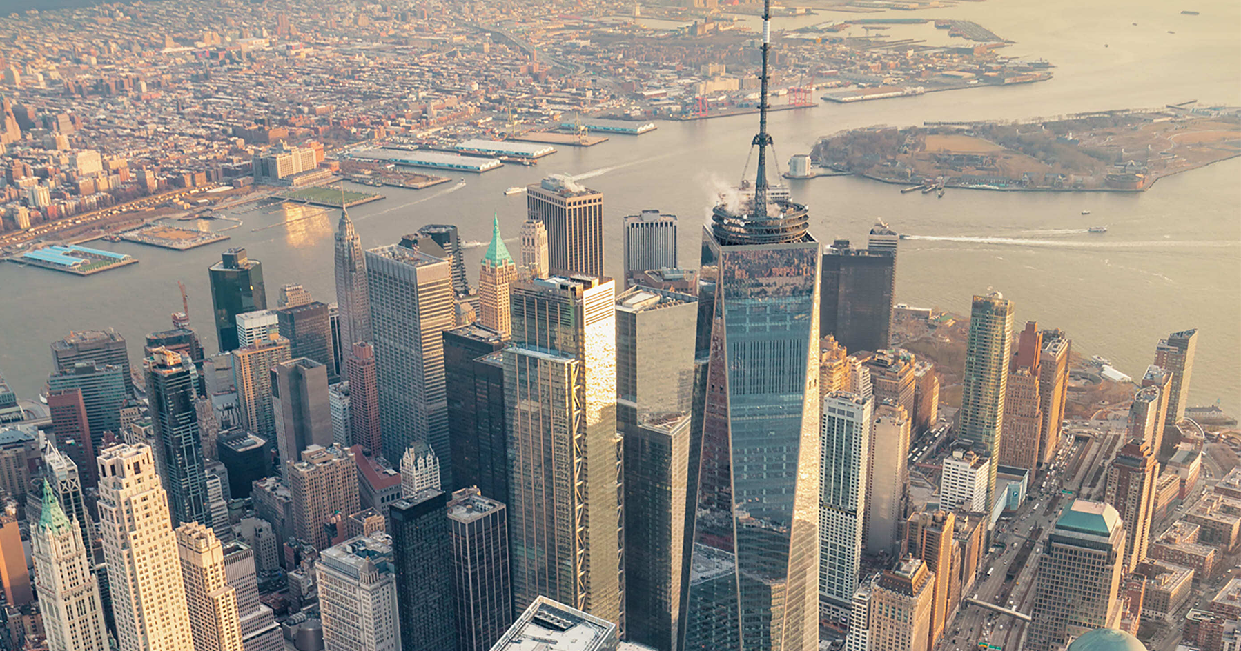 LightBox CRE Monthly Transaction Tracker: Inside July’s CRE Deal Dynamics