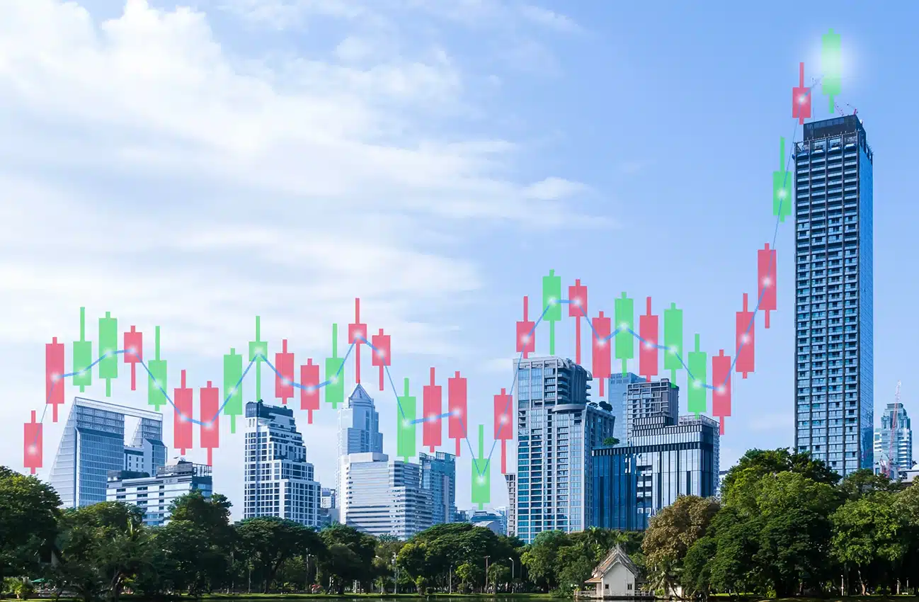 LightBox CRE Monthly Commentary: With Data Softening in July, Is the Market Ready for a Pull Back?