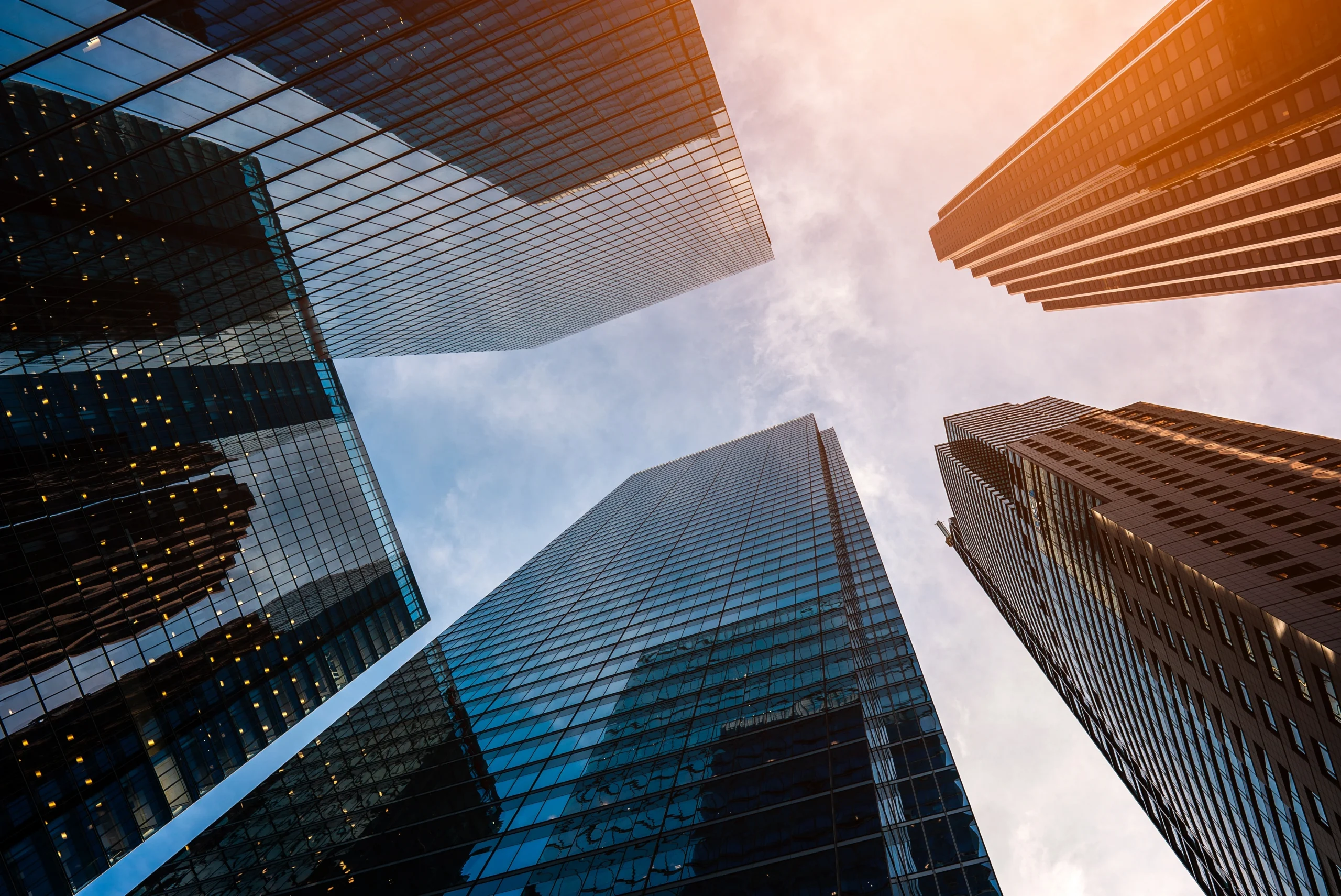 LightBox CRE Monthly Commentary: A Lion from Start to Finish—March 2026 Tests Market Resilience